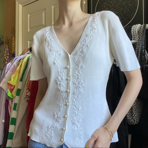 ✨SOLD✨ vintage white knitted top - Picture 1 of 8
